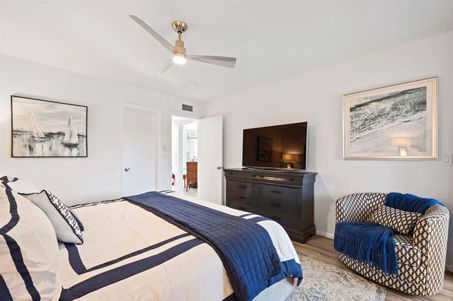 755 SATURN Street F201, Jupiter, FL 33477