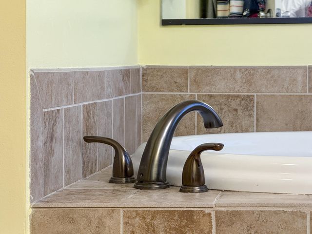 35 DEVONSHIRE CT, Fishersville, VA 22939