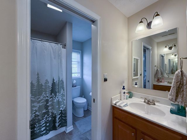 35 DEVONSHIRE CT, Fishersville, VA 22939