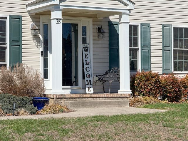 35 DEVONSHIRE CT, Fishersville, VA 22939