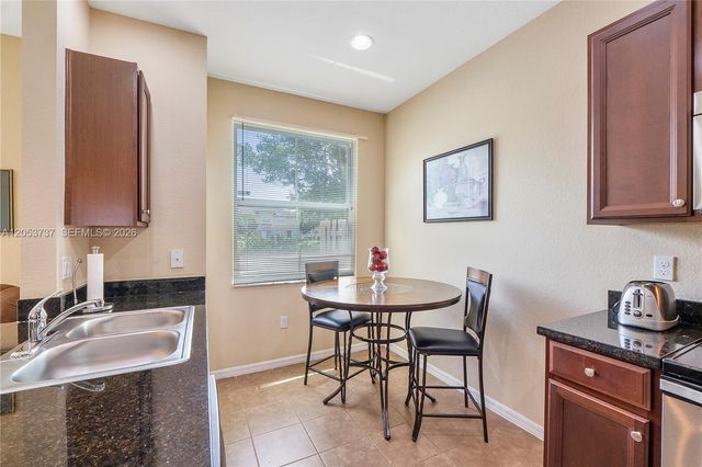 2851 W Prospect Rd 1307, Tamarac, FL 33309