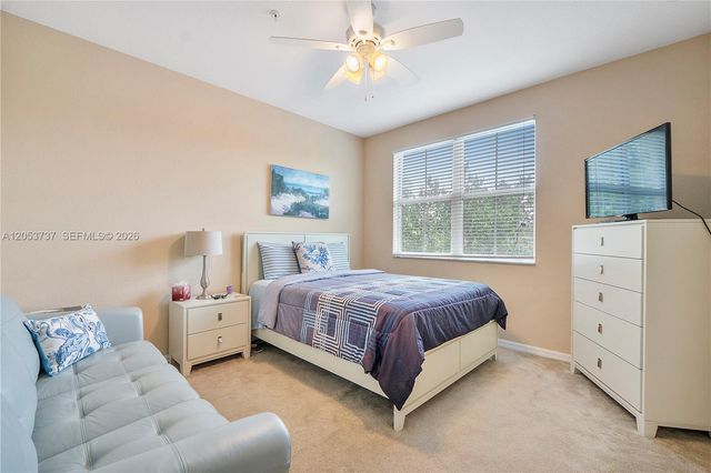 2851 W Prospect Rd 1307, Tamarac, FL 33309