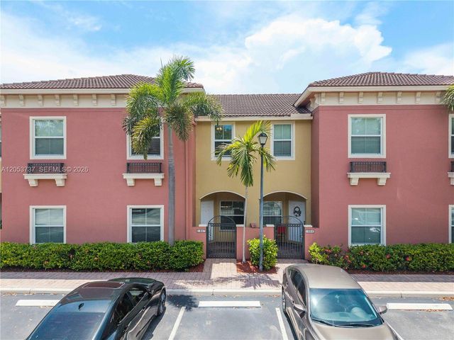 2851 W Prospect Rd 1307, Tamarac, FL 33309