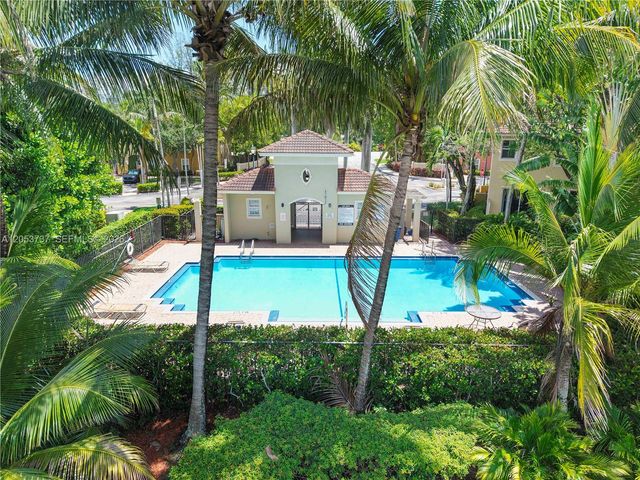 2851 W Prospect Rd 1307, Tamarac, FL 33309