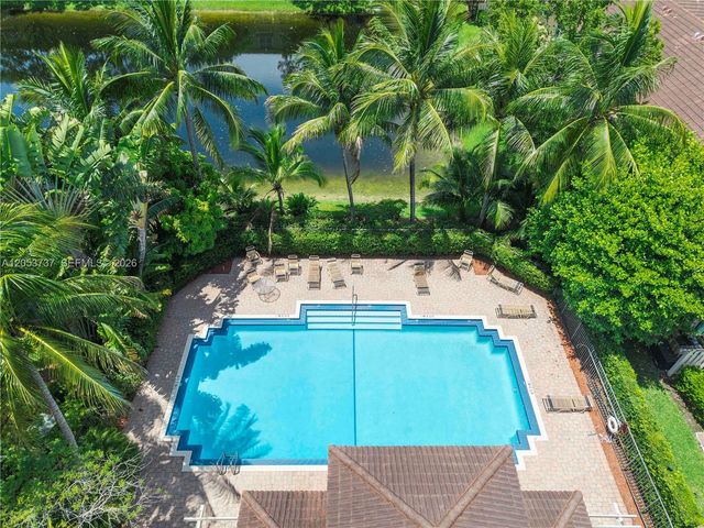 2851 W Prospect Rd 1307, Tamarac, FL 33309