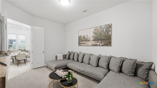 1323 Academy Oaks Drive, San Marcos, TX 78666