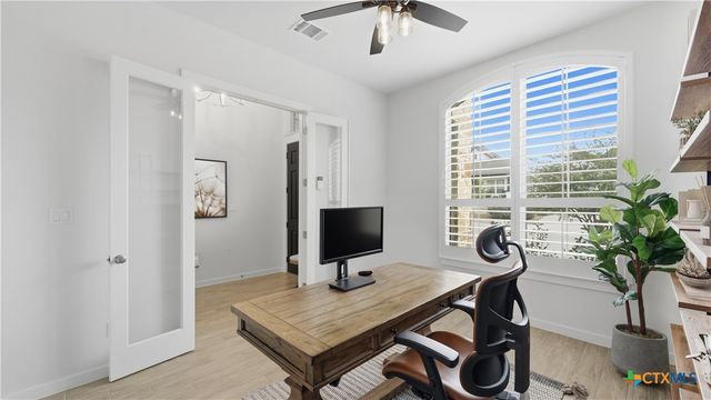 1323 Academy Oaks Drive, San Marcos, TX 78666