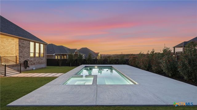 1323 Academy Oaks Drive, San Marcos, TX 78666