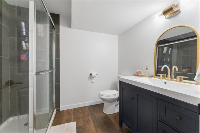 21081 W 224th Street, Spring Hill, KS 66083