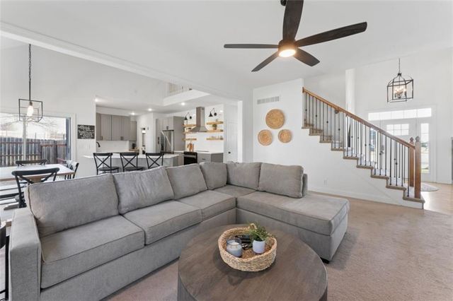 21081 W 224th Street, Spring Hill, KS 66083