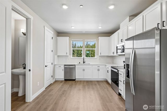 8927 172nd Street NE, Arlington, WA 98223
