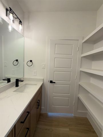 5508 Mesa Circle, Dallas, TX 75235