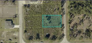 820 BAJO AVENUE S, Lehigh Acres, FL 33974