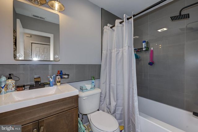 75 SANDRA RD, Voorhees, NJ 08043