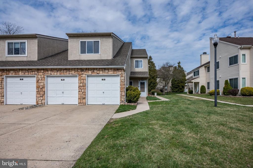 75 SANDRA RD, Voorhees, NJ 08043