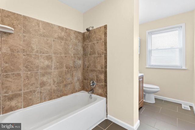 767 LIVEZEY LN, Philadelphia, PA 19128
