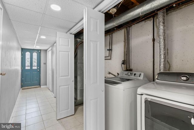 767 LIVEZEY LN, Philadelphia, PA 19128