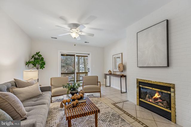 6114 BEACHWAY DR, Falls Church, VA 22041