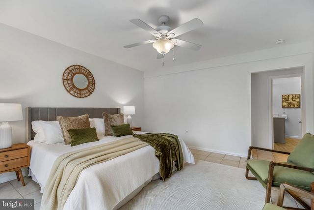 6114 BEACHWAY DR, Falls Church, VA 22041