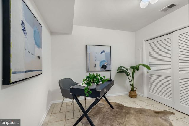 6114 BEACHWAY DR, Falls Church, VA 22041