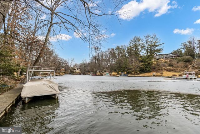 6114 BEACHWAY DR, Falls Church, VA 22041