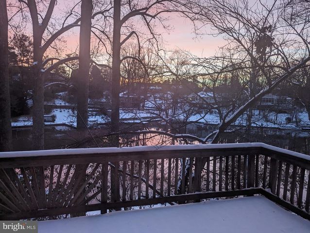 6114 BEACHWAY DR, Falls Church, VA 22041