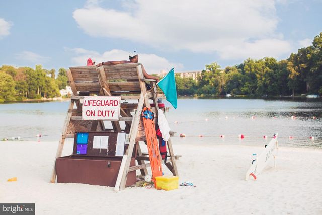 6114 BEACHWAY DR, Falls Church, VA 22041