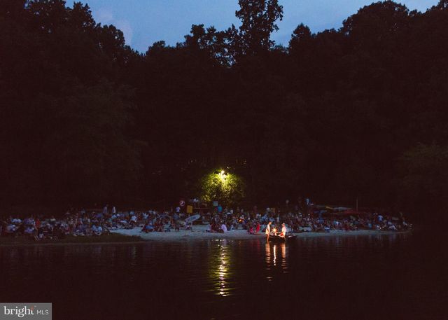 6114 BEACHWAY DR, Falls Church, VA 22041