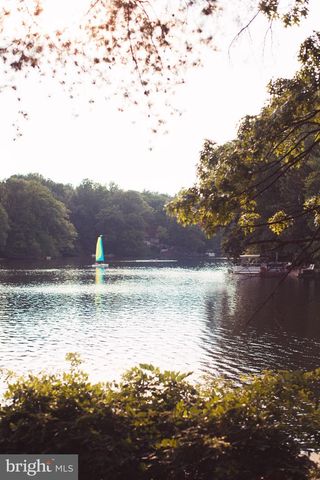 6114 BEACHWAY DR, Falls Church, VA 22041