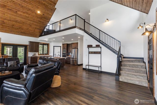 38922 Madrona Drive E, Roy, WA 98580