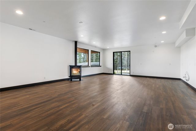 38922 Madrona Drive E, Roy, WA 98580