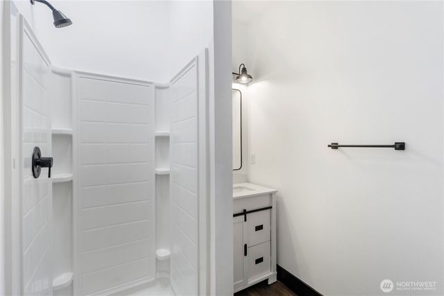 38922 Madrona Drive E, Roy, WA 98580