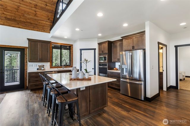38922 Madrona Drive E, Roy, WA 98580
