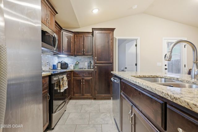 3318 Emilee Ruth Circle, Joplin, MO 64804