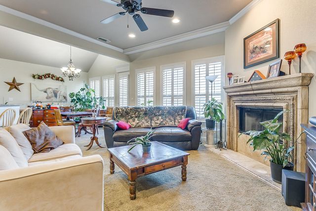 422 Spyglass Drive, Willow Park, TX 76008