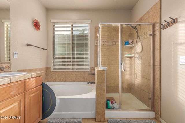 5640 W KOWALSKY Lane, Laveen, AZ 85339