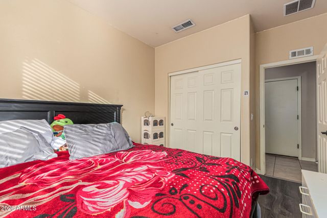 5640 W KOWALSKY Lane, Laveen, AZ 85339