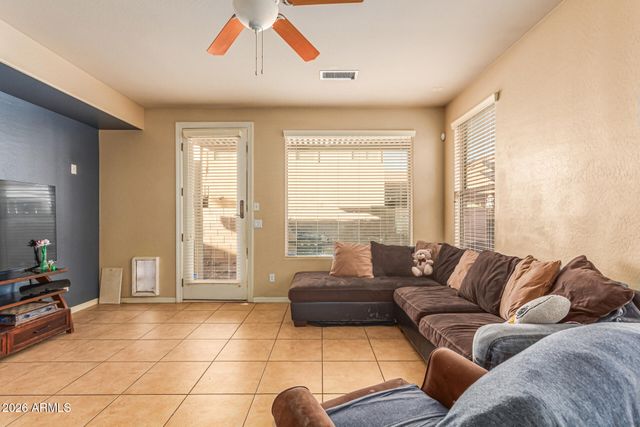 5640 W KOWALSKY Lane, Laveen, AZ 85339