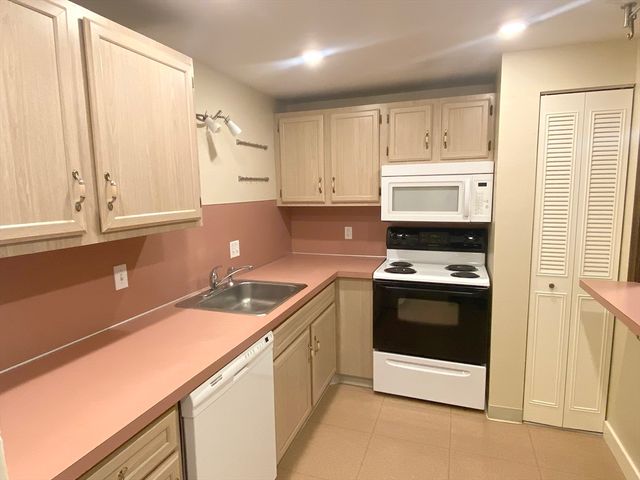 575 Broad Street 307, Weymouth, MA 02189