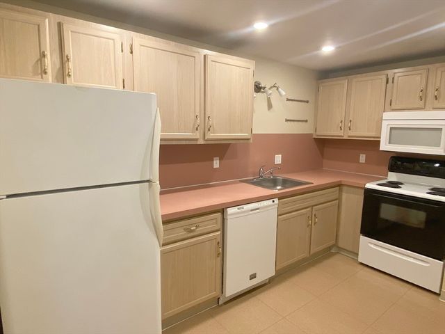 575 Broad Street 307, Weymouth, MA 02189