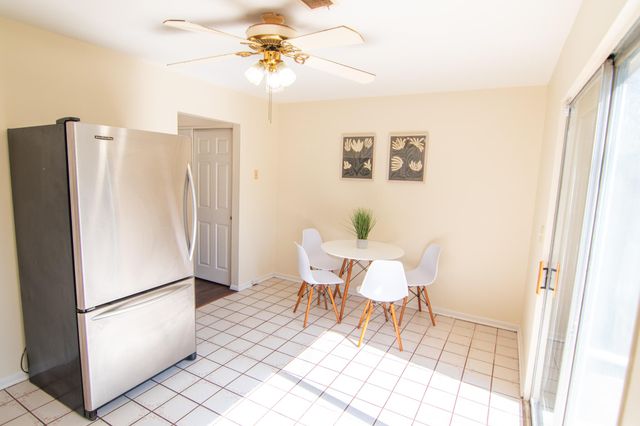 6807 Curtis Way, Florence, KY 41042