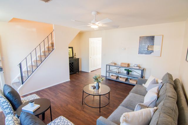 6807 Curtis Way, Florence, KY 41042