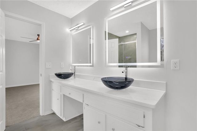 1112 Mountain Springs NW Drive, Kennesaw, GA 30144