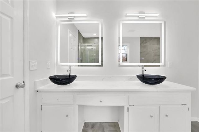 1112 Mountain Springs NW Drive, Kennesaw, GA 30144