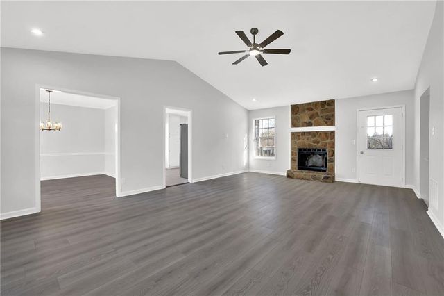 1112 Mountain Springs NW Drive, Kennesaw, GA 30144