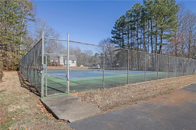 1112 Mountain Springs NW Drive, Kennesaw, GA 30144