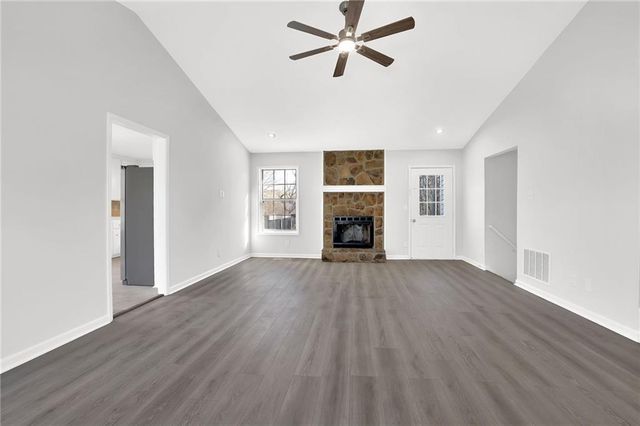 1112 Mountain Springs NW Drive, Kennesaw, GA 30144