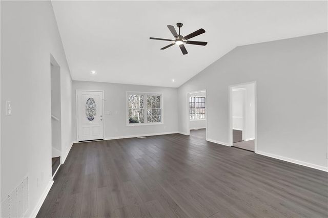 1112 Mountain Springs NW Drive, Kennesaw, GA 30144