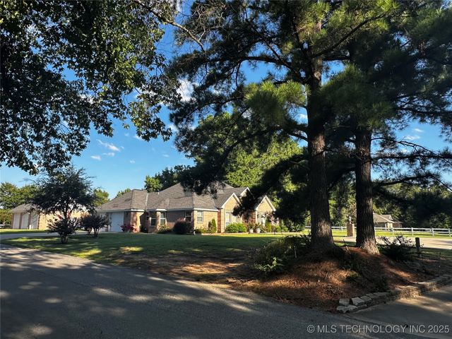 2289 W Community Chapel Road, Atoka, OK 74525