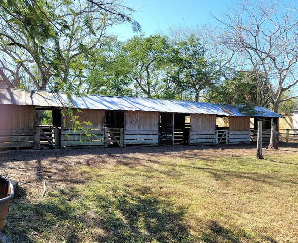 4362 W Midway Road, Fort Pierce, FL 34981